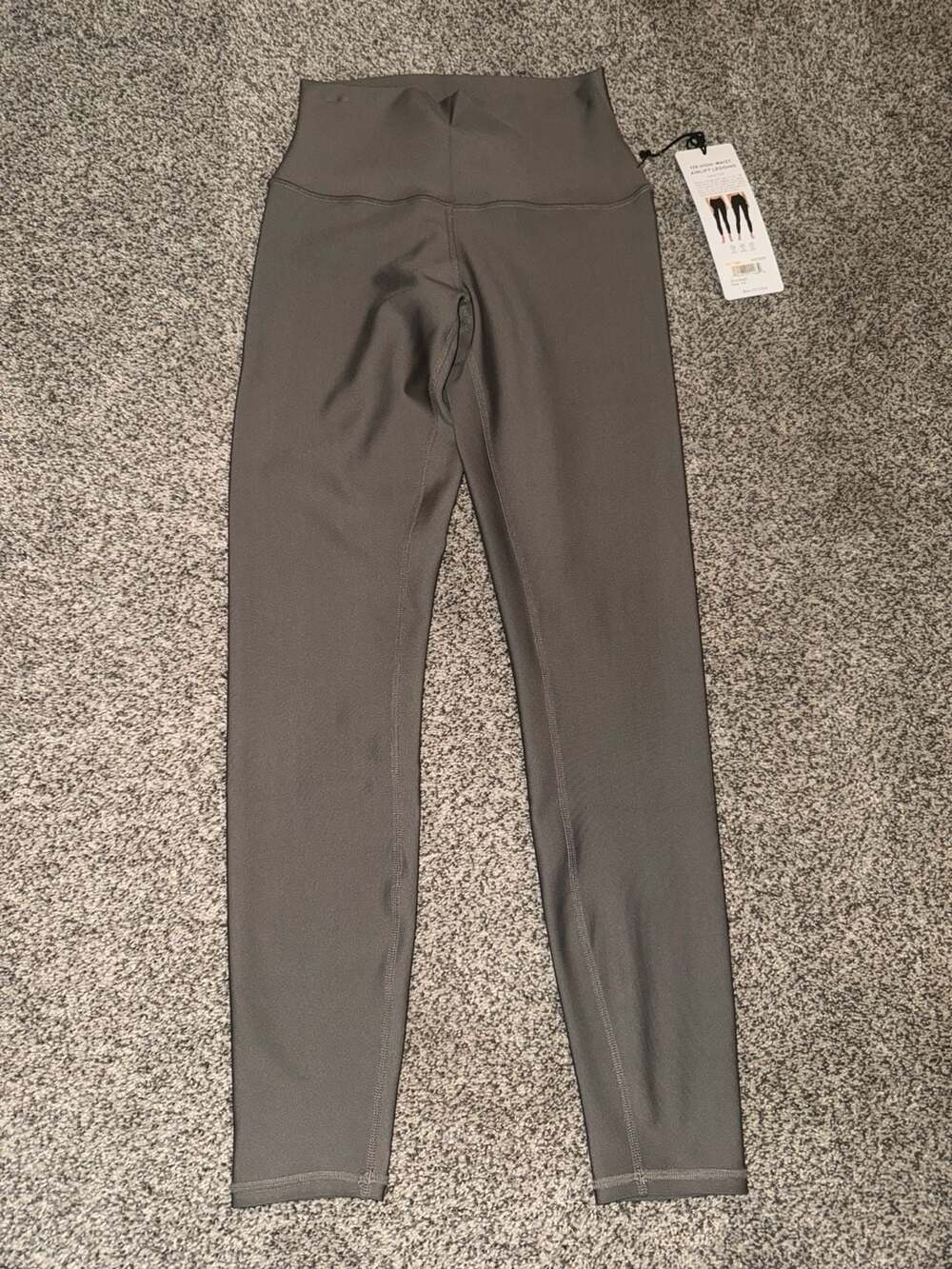Alo Yoga 7/8 High-Waist Airlift Legging in Olive Brach